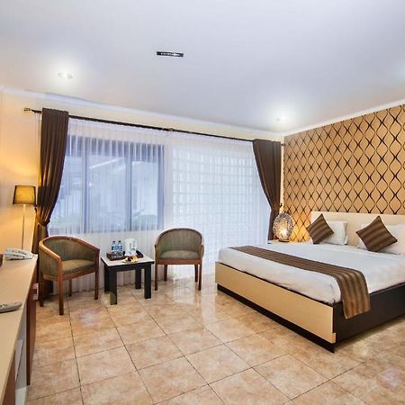 Grand Prioritas Hotel Bogor Exterior photo